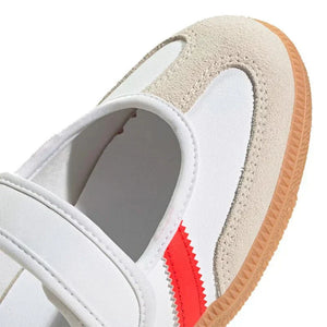 Cloud White / Better Scarlet / Gum