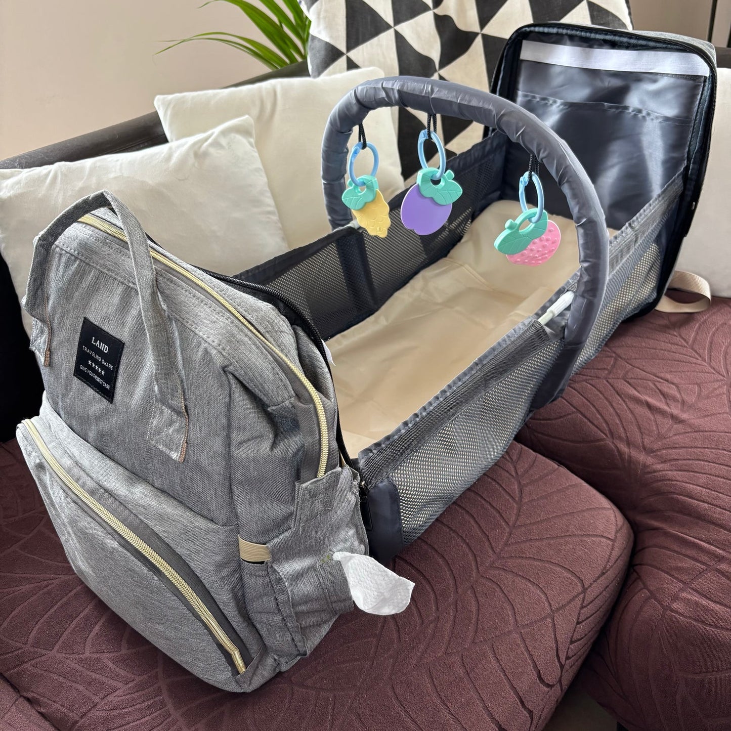 2 in 1 backpack & baby bed