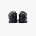 NB 204L MRA BLACK