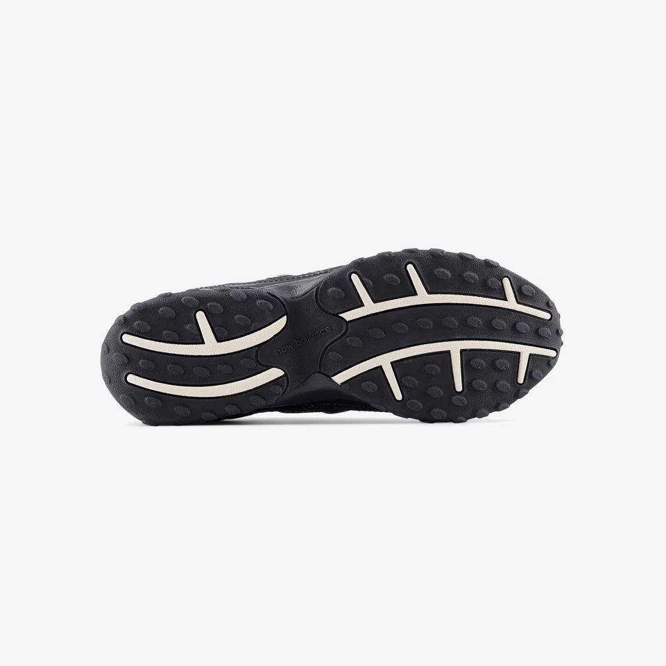 NB 204L MRA BLACK