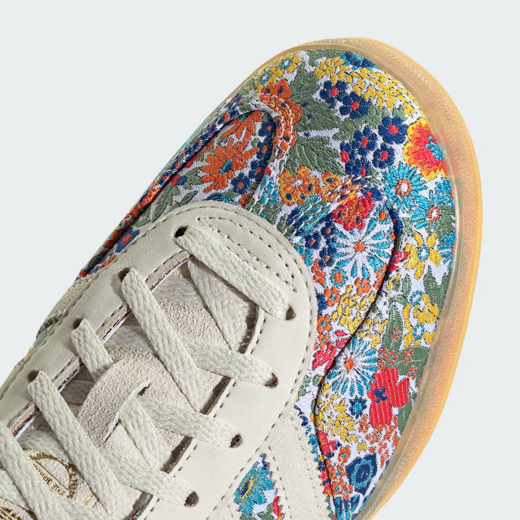 Gazelle Indoor