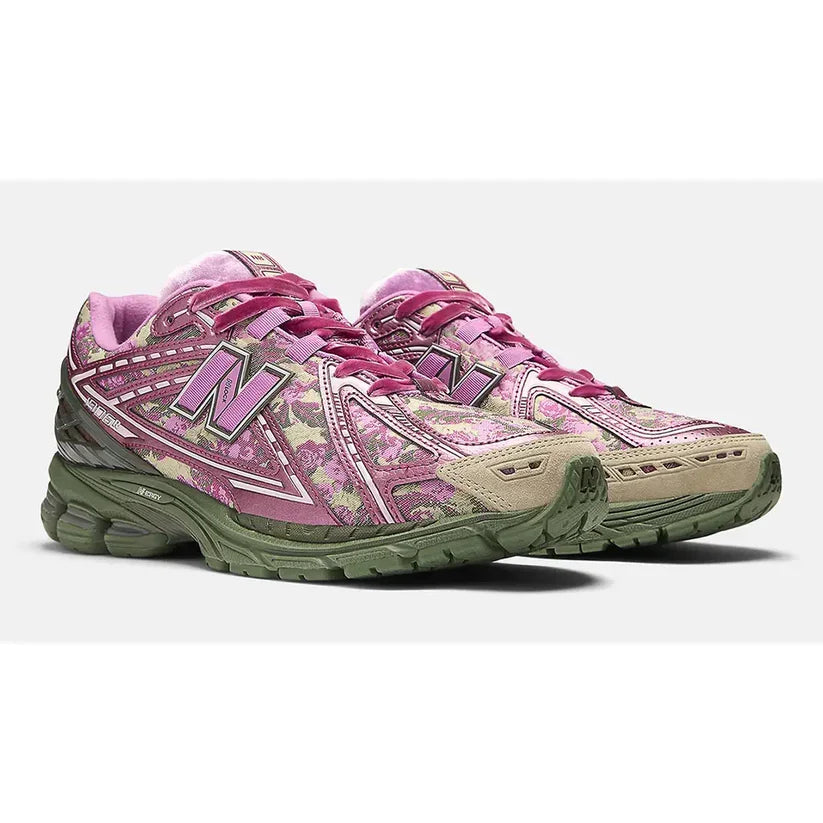 NB 1906R Rose Runner