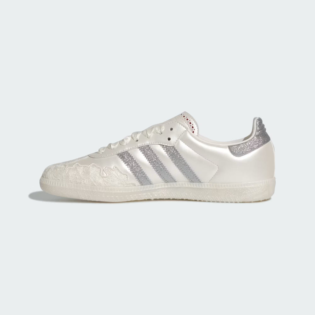 SAMBA OG SHOES Chalk White / Silver Metallic