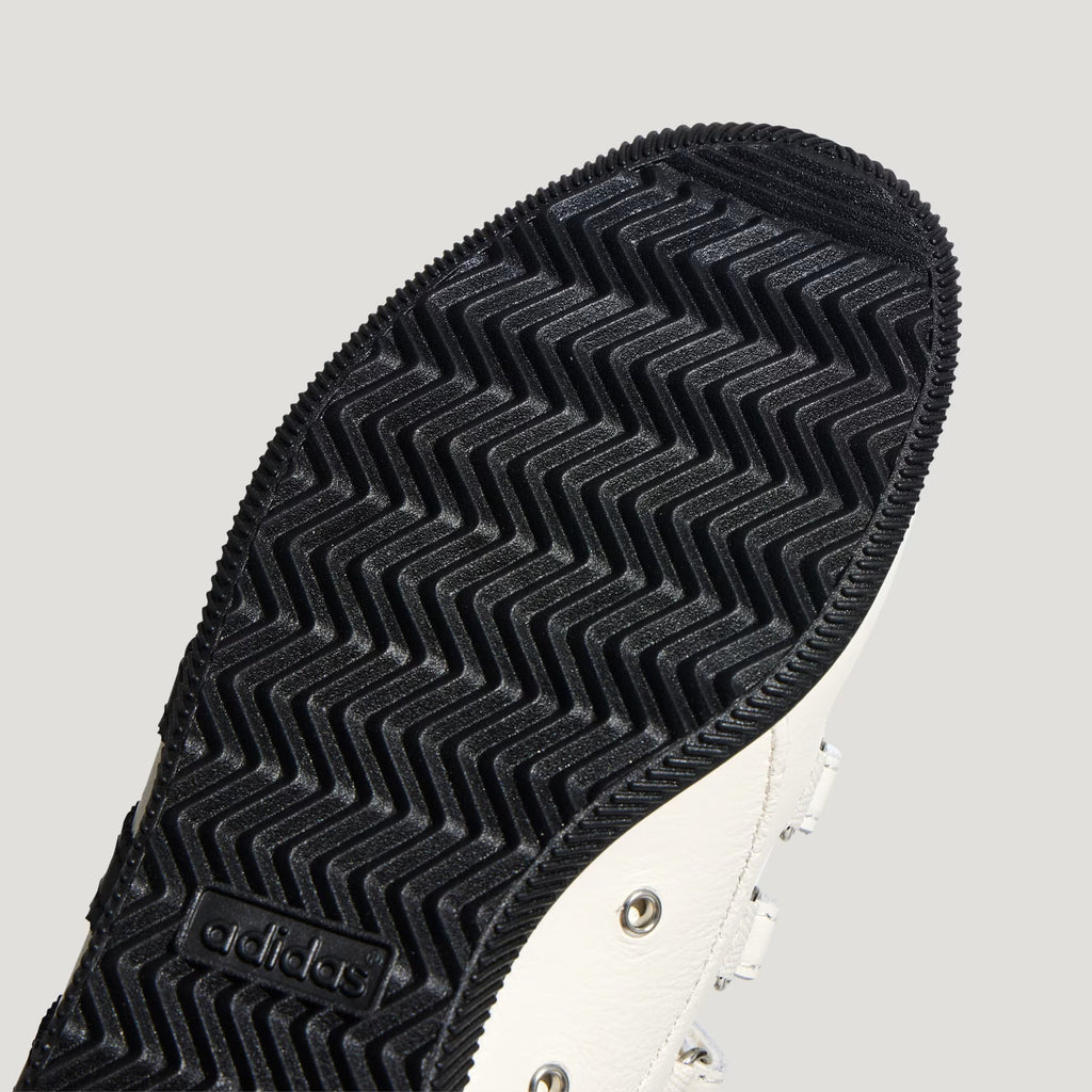 ANFU Trainers Core Black / Silver Metallic