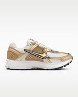 Zoom Vomero 5 Gold White